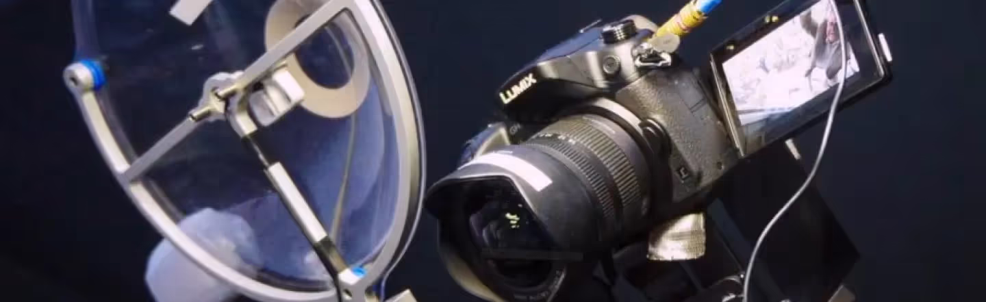 Sound Shark being used with a mirrorless (DSLR) camera